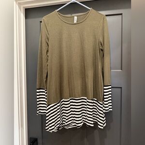 Zenana Outfitters Olive and Striped Long Sleeve Tee